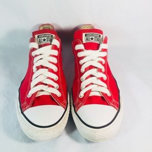 Red converse chuck Taylor all star low top
